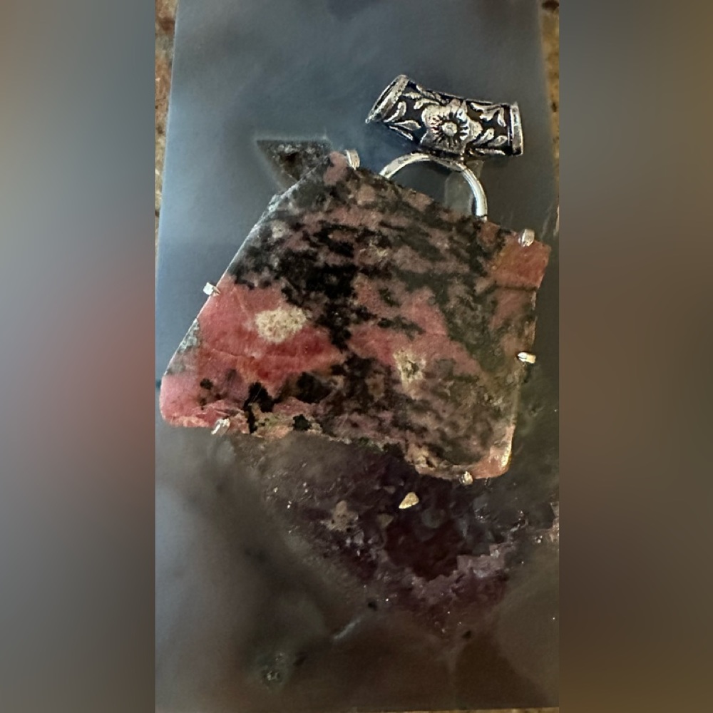 Natural Rough Rhodonite Large Pendant. - Picture 3 of 6